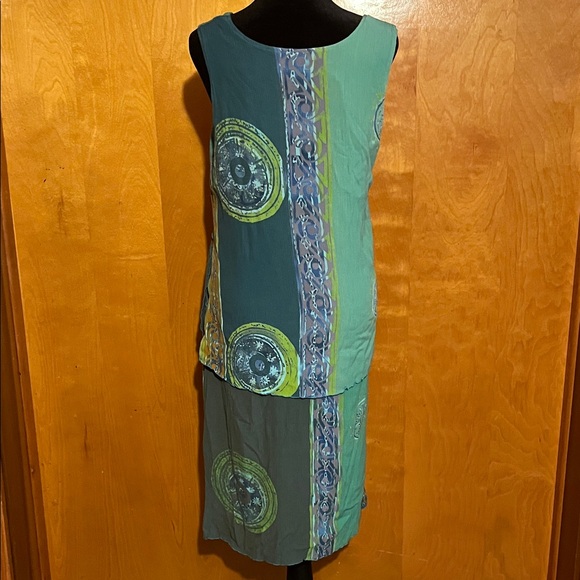 The Pyramid Collection Large Teal and Green Midi Dress - Picture 4 of 4